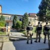 Egy csomó közhellyel reagált az oktatási miniszter a nyitranováki iskolai támadásra