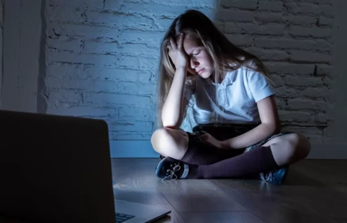A kutatásában résztvevő diákok ötödét már érte online zaklatás