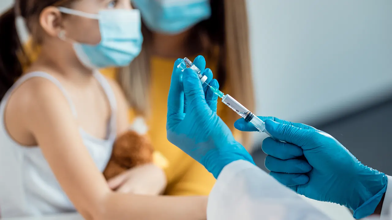 A kötelező védőoltások létjogosultsága és a közösségi védelem jelentősége