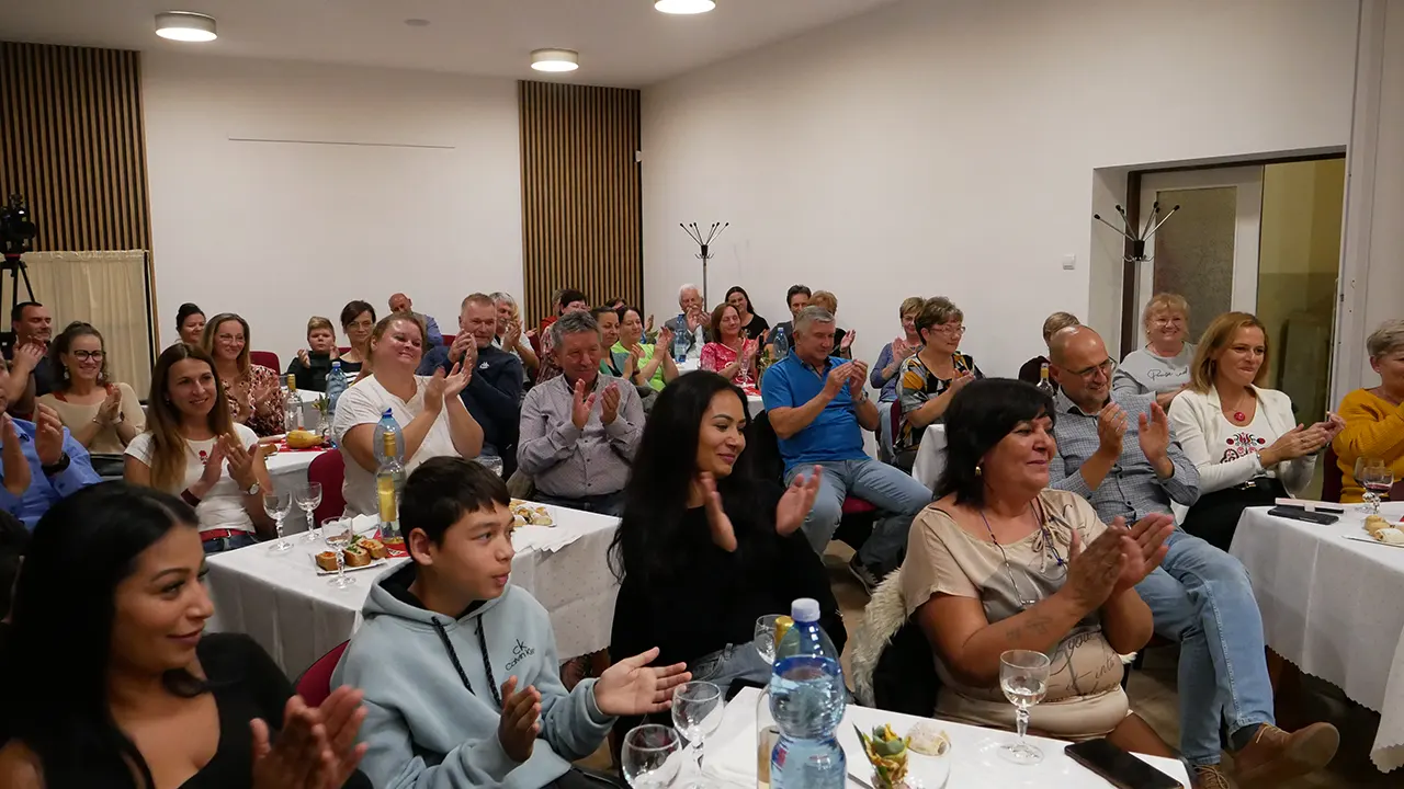 Mesevándorok és mese habbal