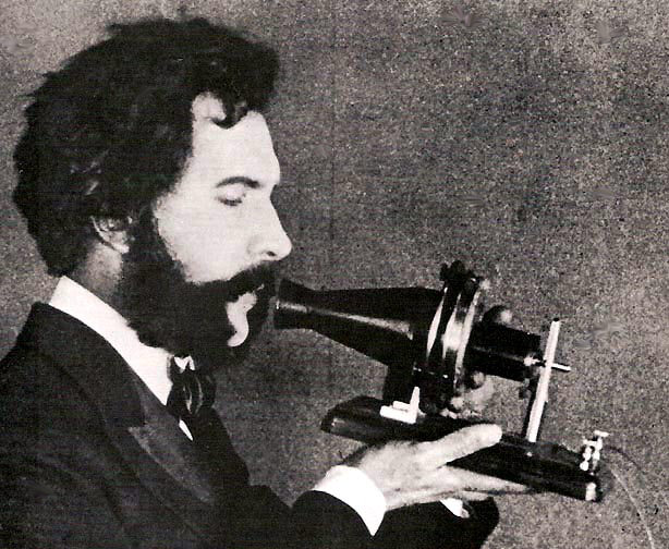 150 éves a telefon